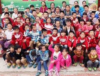 河南靈寶一小學現32對雙胞胎 龍鳳胎有11對