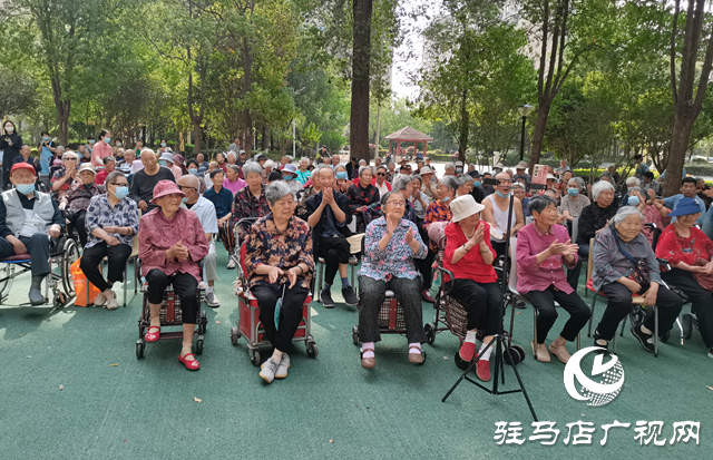 粽葉飄香 情暖夕陽