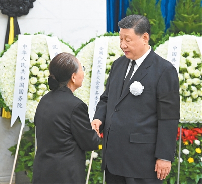 熱地同志遺體在京火化 習(xí)近平等到八寶山革命公墓送別