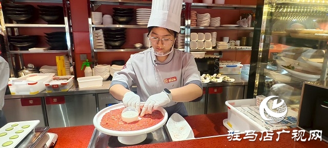 遂平二店巴莊火鍋盛大開業,秘制菌湯鍋底成生日歡聚新選擇