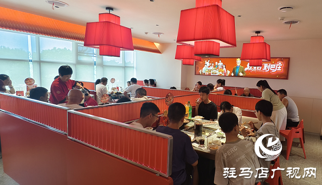 遂平二店巴莊火鍋盛大開業,秘制菌湯鍋底成生日歡聚新選擇