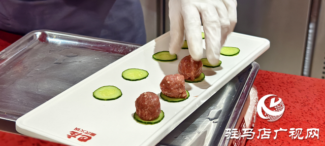 遂平二店巴莊火鍋盛大開業,秘制菌湯鍋底成生日歡聚新選擇