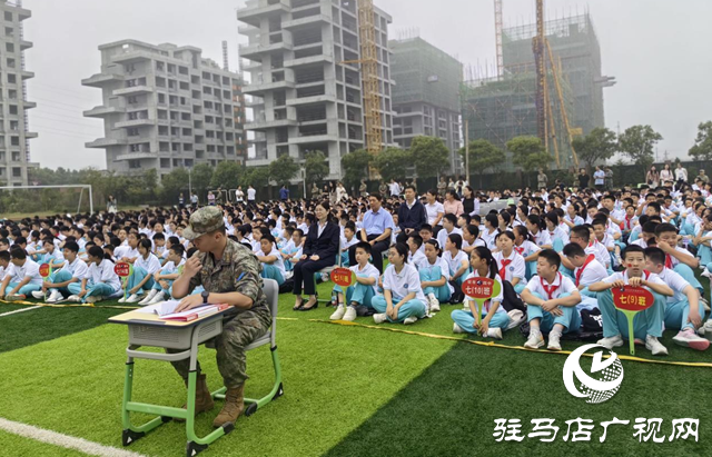 駐馬店第四中學2025級新生國防教育匯演展風采