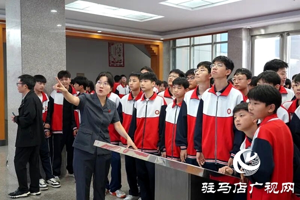 平輿縣人民法院:解鎖“開學第一課”新上“法”