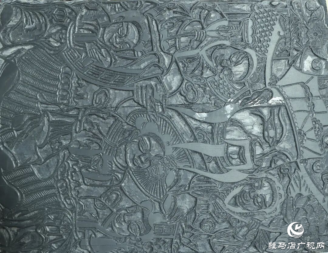 正陽縣92歲省級非遺傳承人李傳清 以刀為筆刻繪“德勝祥”年畫新韻