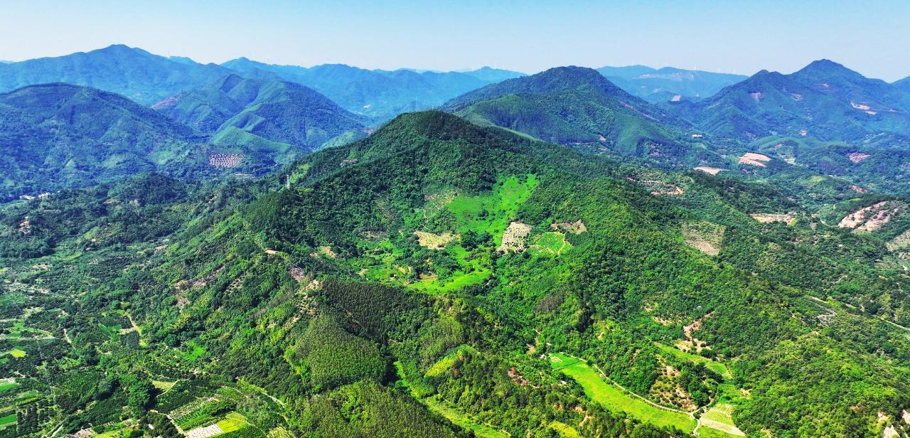 我國南粵大地發現隕石撞擊坑地質遺跡
