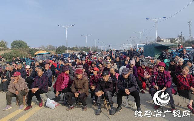 省豫劇院青年團送戲下鄉 柴坡村民樂享文化盛宴